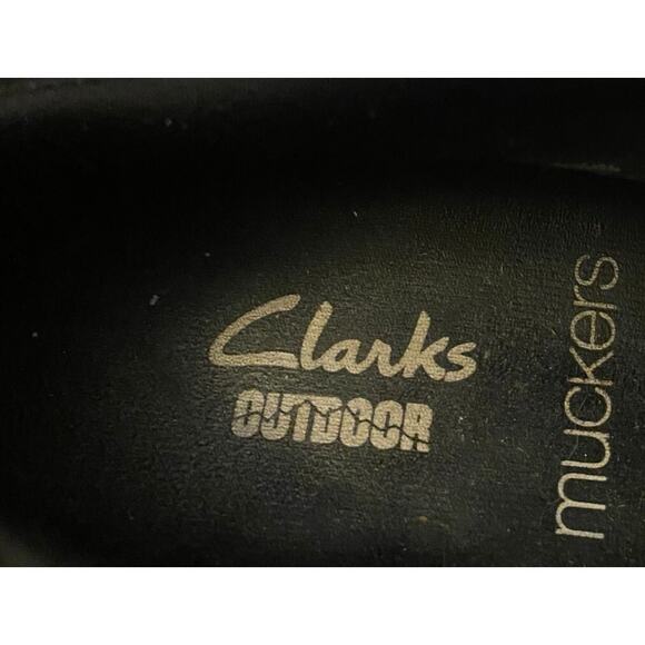 Clarks "Muckers" Women Shoe, Waterproof, Thinsulate, 8M, Red/Black, Rubber Sole - Picture 4 of 12